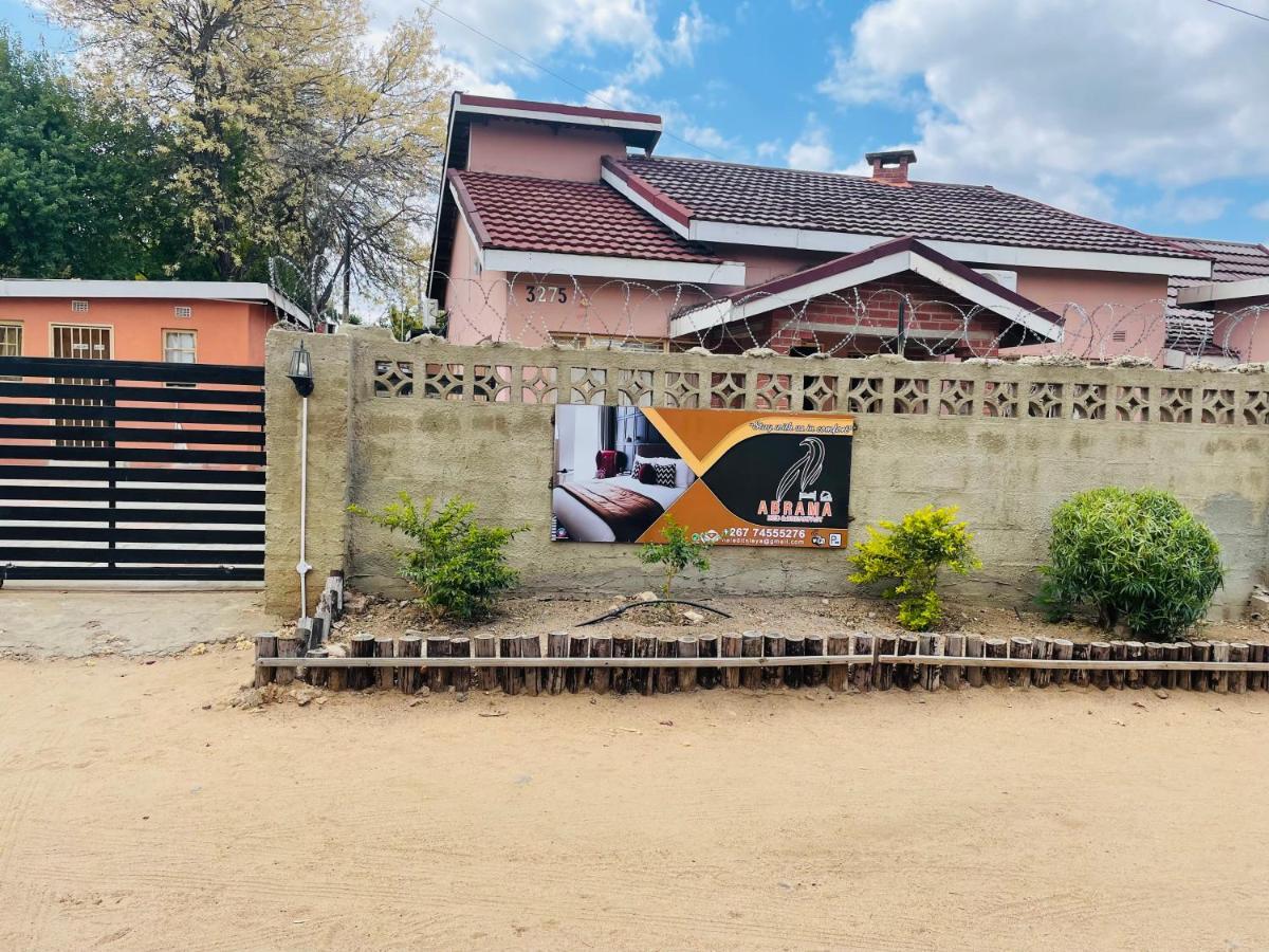 Abrama Bed And Breakfast Francistown Exteriör bild