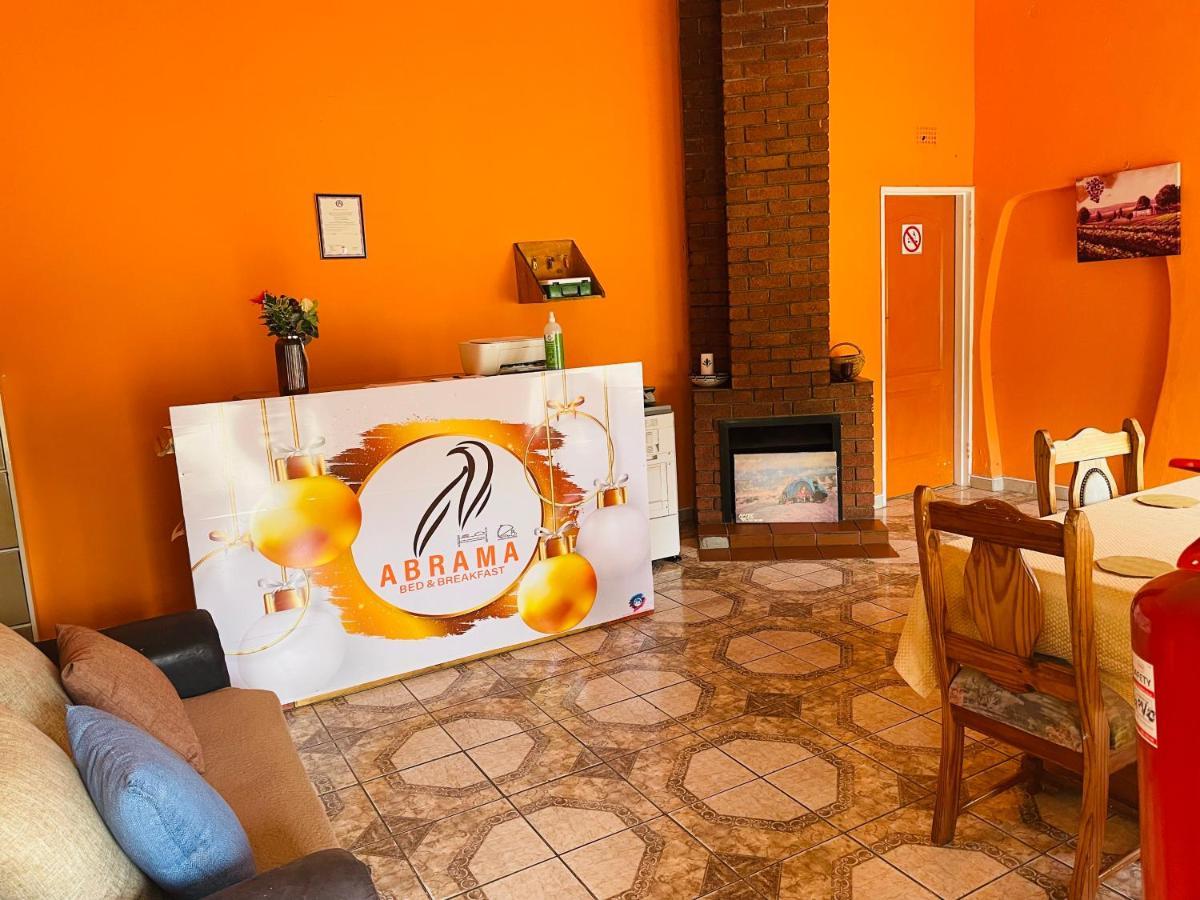Abrama Bed And Breakfast Francistown Exteriör bild